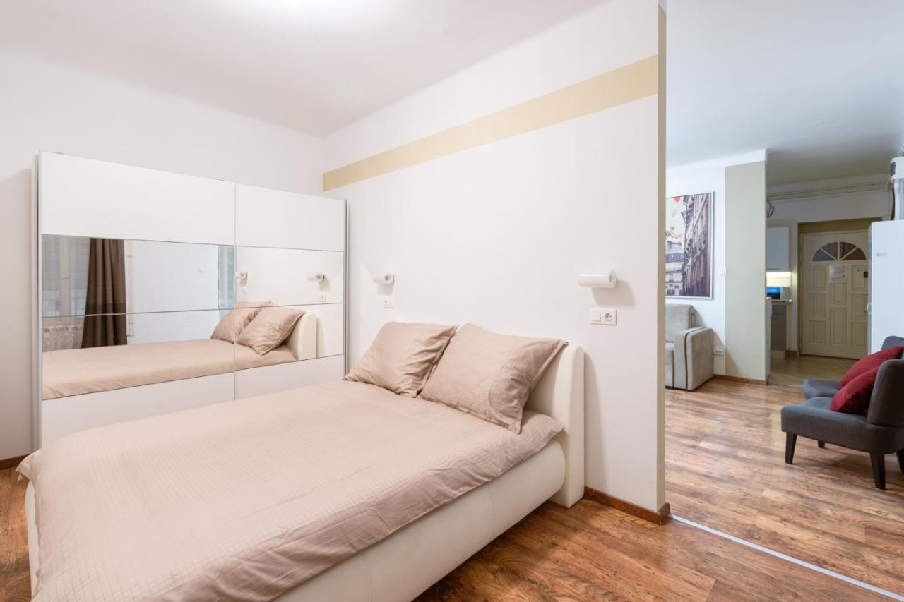 Central Seven Erzsebet Krt Budapešť Exteriér fotografie