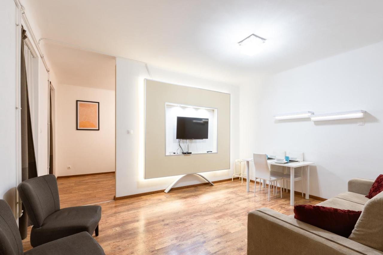 Central Seven Erzsebet Krt Budapešť Exteriér fotografie